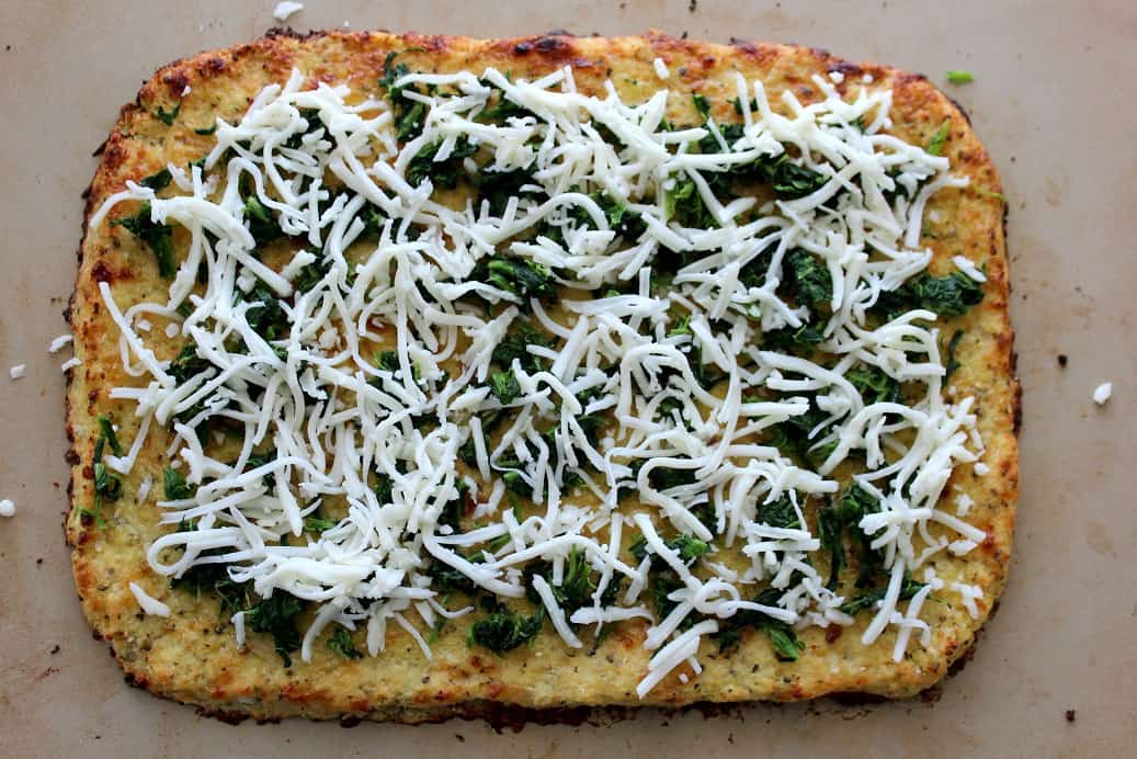 Spinach Ricotta Pizza with Roasted Garlic