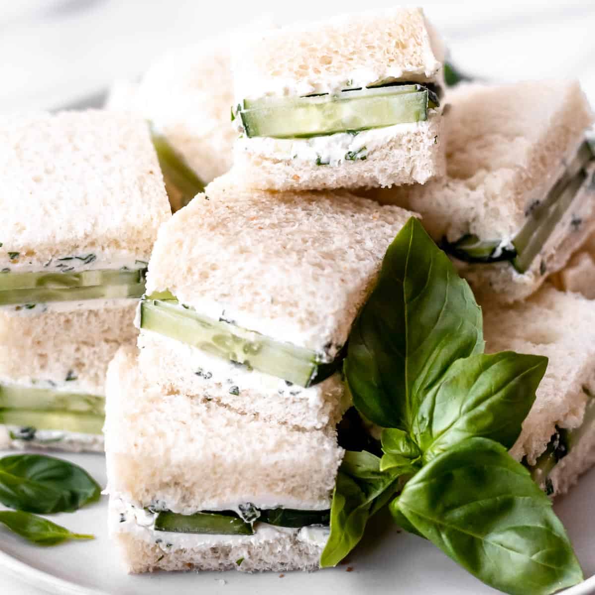Easy Cucumber Sandwiches – The Travel Bite