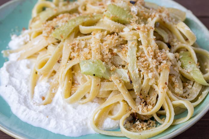 Blue Apron Fettuccine & Roasted Fennel with Whipped Ricotta & Garlic Breadcrumbs on a Green Plate
