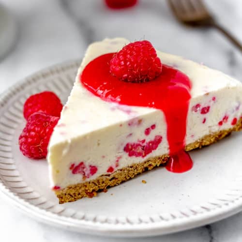 No-Bake Raspberry Cheesecake - Delicious Little Bites