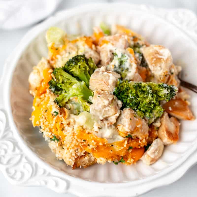 Easy Keto Chicken Divan Recipe - Delicious Little Bites