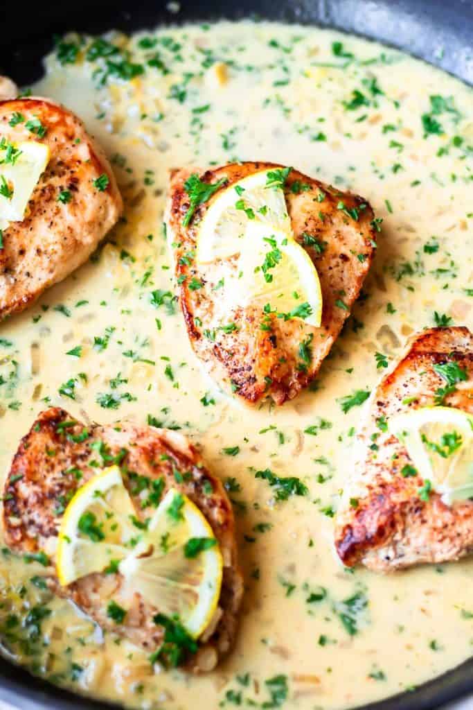 Skillet Lemon Garlic Chicken Breasts Recipe - Delicious Little Bites